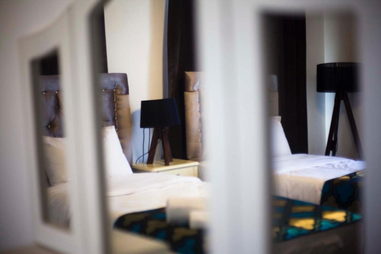 Galata Cicek Suites Истанбул Екстериор снимка