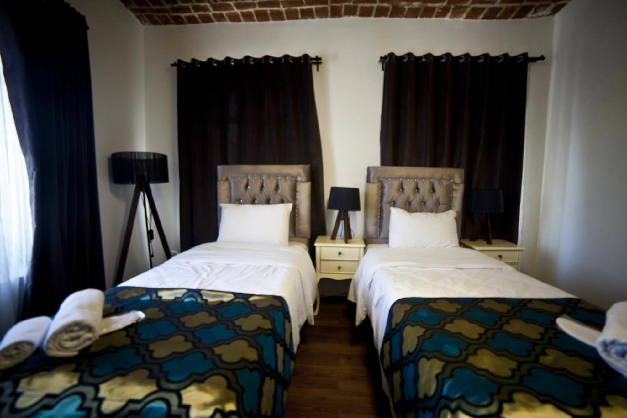 Galata Cicek Suites Истанбул Екстериор снимка