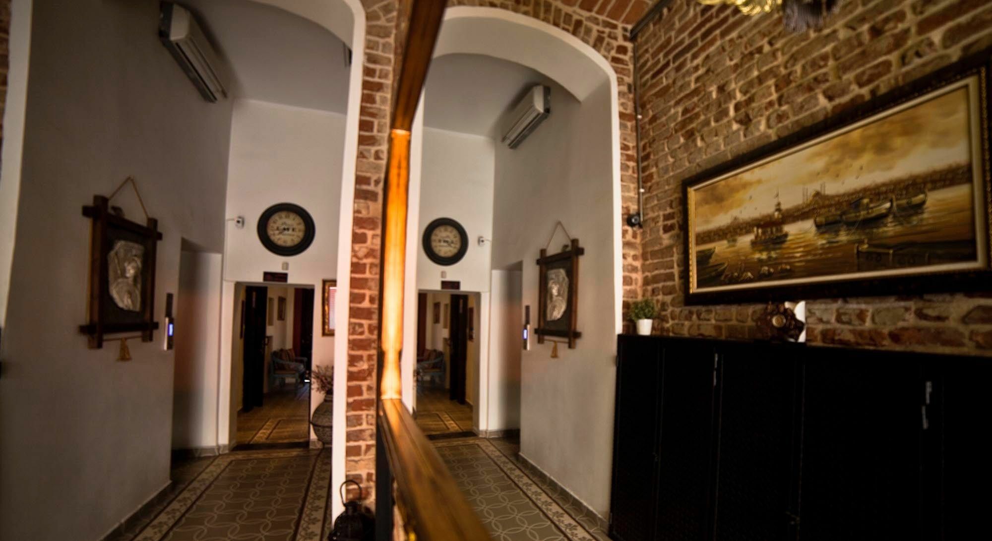 Galata Cicek Suites Истанбул Екстериор снимка