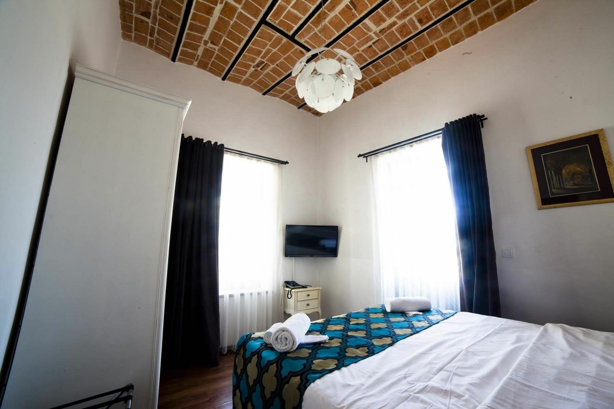 Galata Cicek Suites Истанбул Екстериор снимка